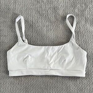 Balance Athletica Vitality Cloud White Square Neck Sports Bralette Size Medium